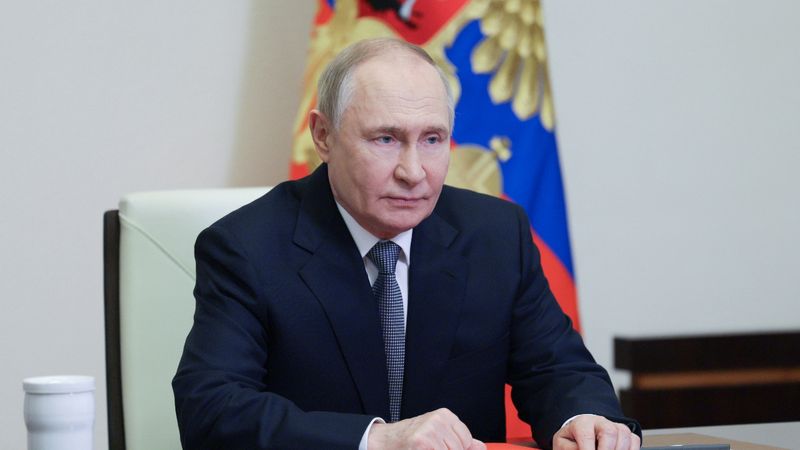 Vladimir Putin: ABD’ye bağımsızlık savaşında maddi olarak yardım ettik