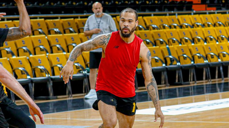 Mersin Spor, Justin Cobbs ile yeniden anlaştı