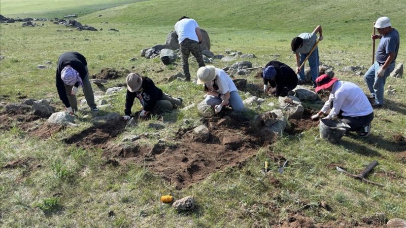 Türk ve Moğol göçebelerin kurganları keşfediliyor