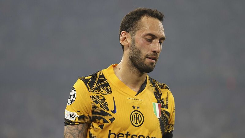 İtalyanların iddiası! Hakan Çalhanoğlu, Inter'de kalıyor