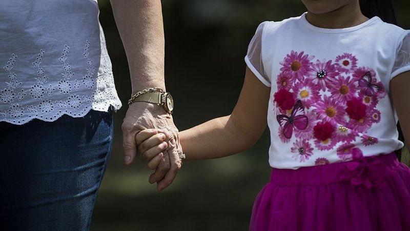 Kahramanmaraş'ta deprem sonrası 319 çocuk koruyucu ailesine kavuştu