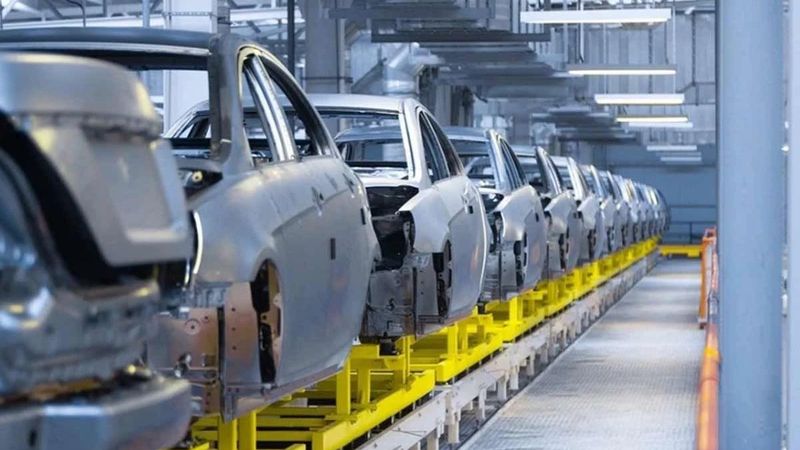 Otomobil devi araçlarını geri çağırıyor: Yolda kalma riski var