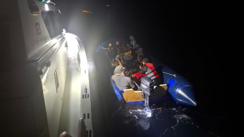 Çanakkale'de 36 kaçak göçmen yakalandı