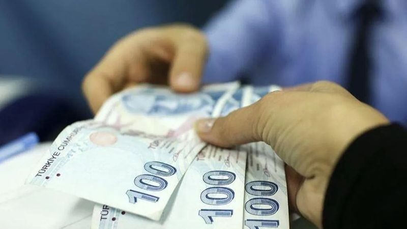 Kamu işçileri üçüncü ve son teklifi bekliyor