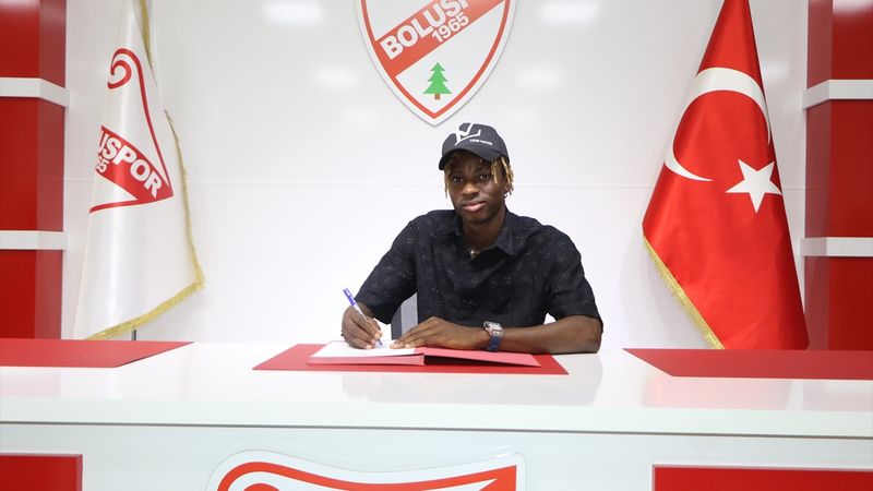 Boluspor, Rasheed Akanbi ile sözleşme imzaladı