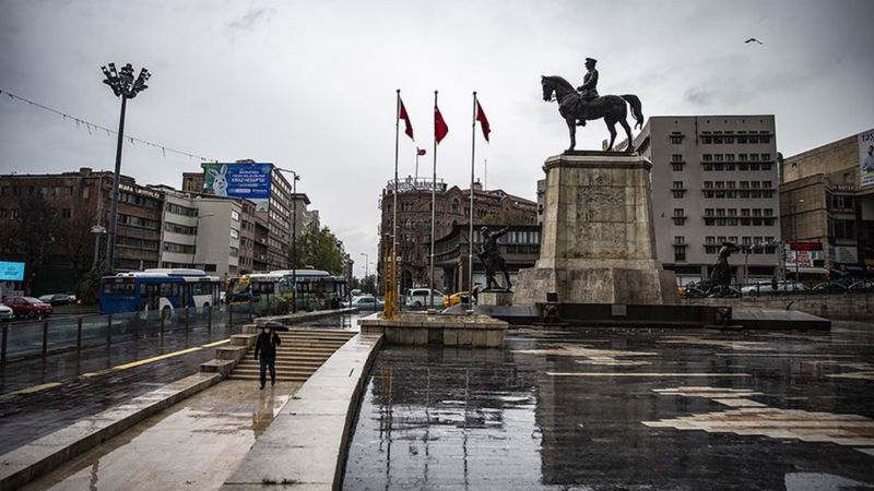 Ankara Valiliği'nden kuvvetli rüzgar uyarısı