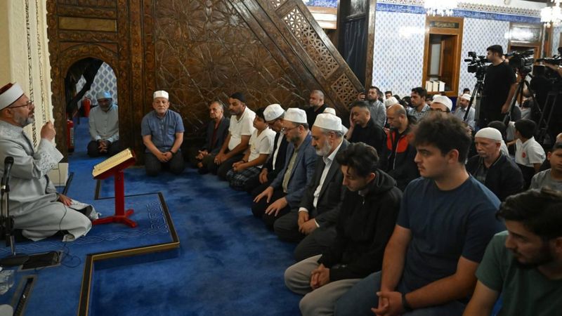 15 Temmuz şehitleri dualarla anıldı