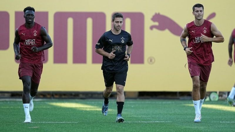 Galatasaray'da Davinson Sanchez ve Alvaro Morata kampa katıldı