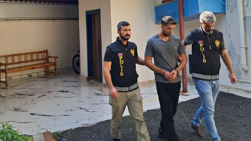 Antalya'da 12 yıl hapis cezası ile aranan şahıs yakalandı