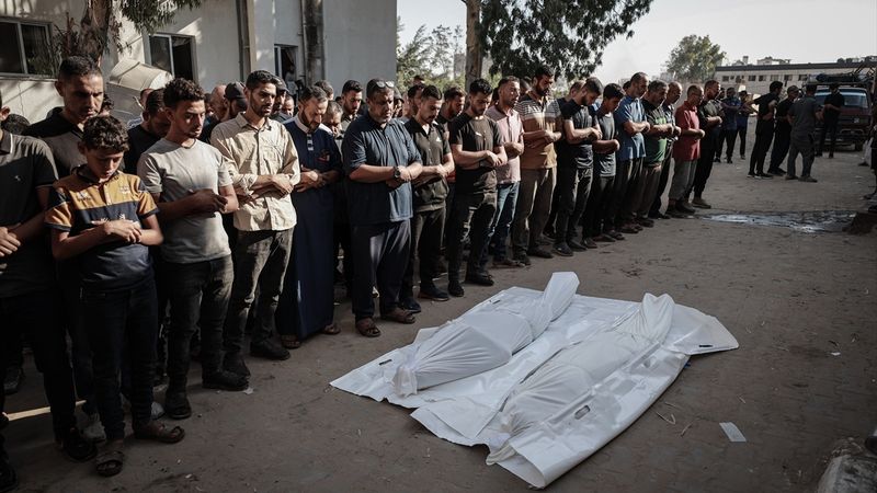 Gazze'de can kaybı 58 bin 573'e yükseldi