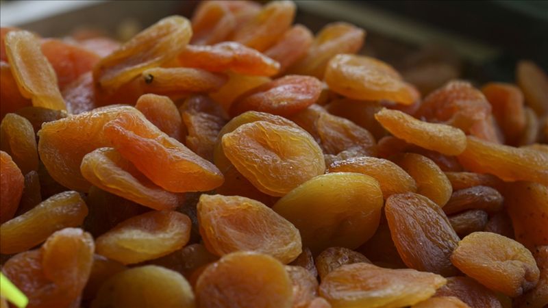 Türkiye'den 6 ayda 151 milyon dolarlık kuru kayısı ihraç edildi