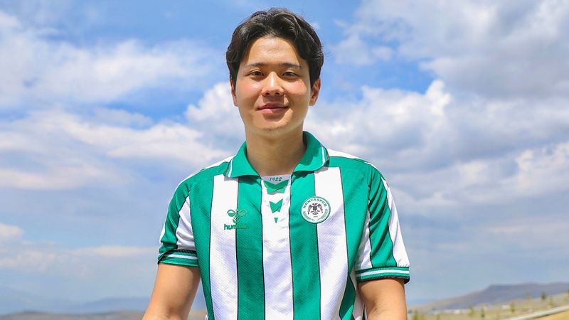 Konyaspor, Jin-ho Jo'ya imzayı attırdı