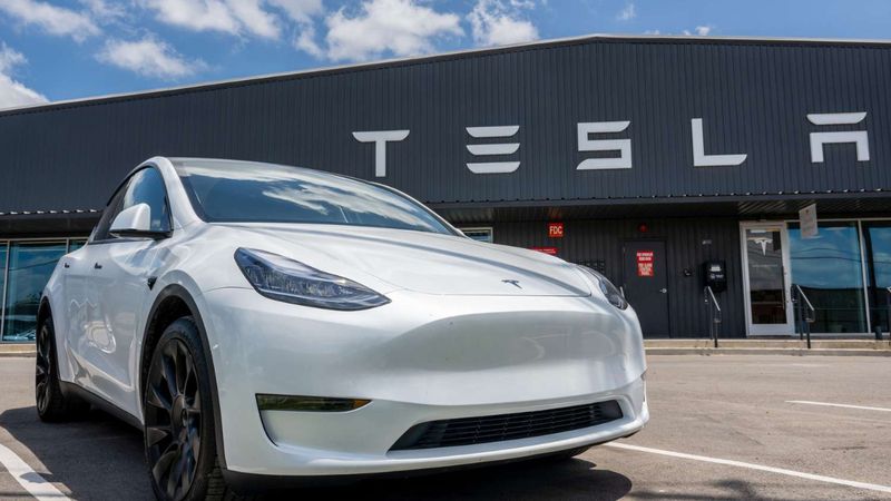 Tesla ve LG'den batarya hamlesi: ! Model 3 ve Model Y menzilleri artacak
