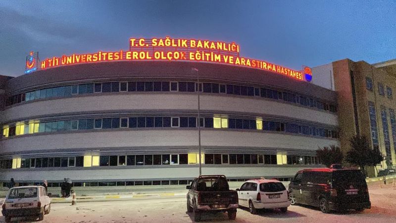 Çorum'da 5. kattan düşen 2 yaşındaki çocuk can verdi