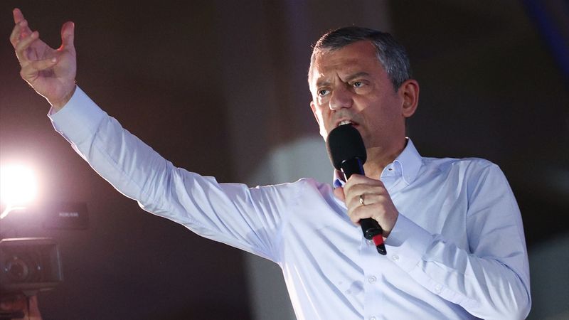 CHP Genel Başkanı Özgür Özel'e bir soruşturma daha