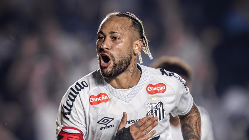 Neymar, sakatlık sonrası ilk golünü attı