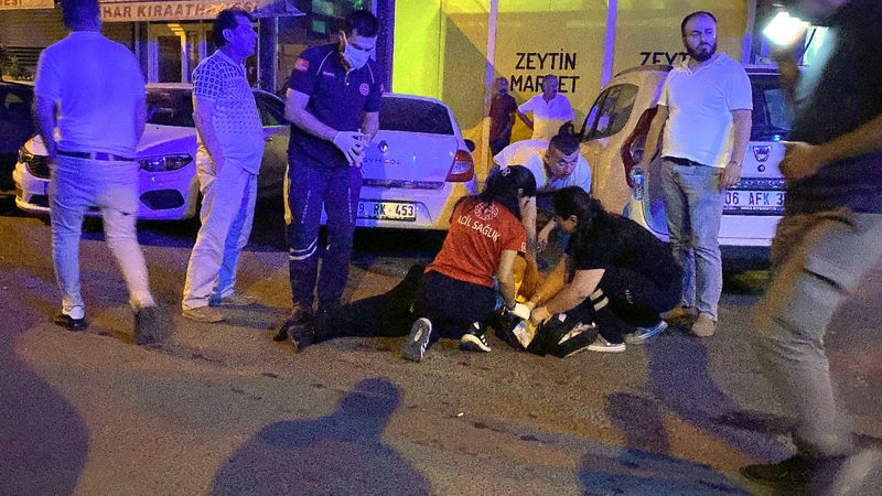 Tekirdağ'da husumetlisine sokak ortasında saldırdı