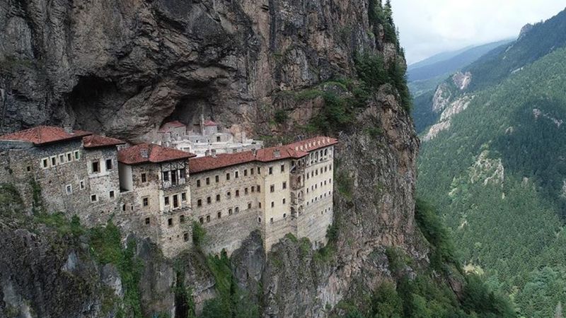 Sümela Manastırı'na ziyaretçi akını