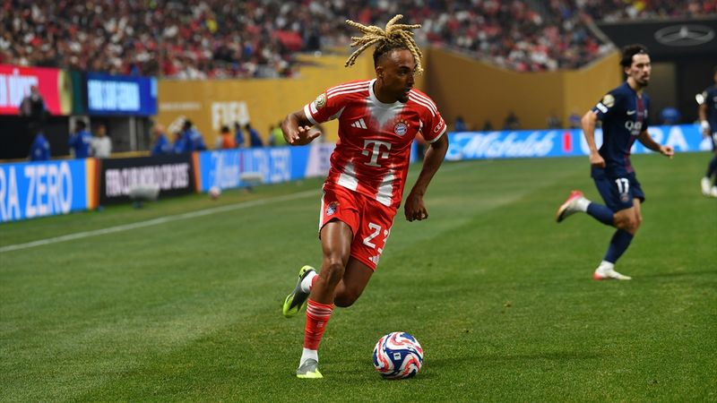 Bayern Münih, Sacha Boey'i göndermek istiyor