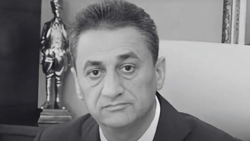 Eski Bitlis Valisi Erol Karaömeroğlu, Sivas'ta trafik kazası sonucu yaşamını yitirdi