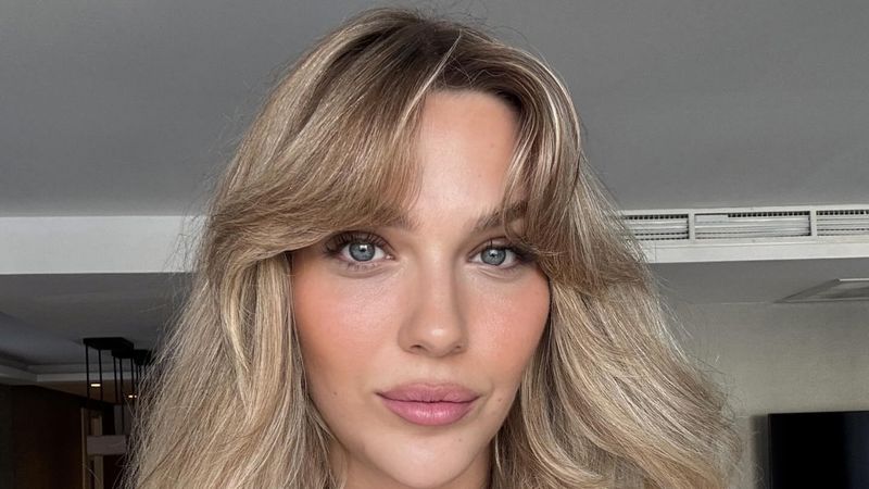 Gelini Yasemin Şefkatli paylaştı! Derya Tuna 60 yaşında