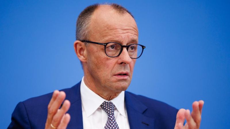 Merz: İsrail kendini savundu, Rusya işgal etti