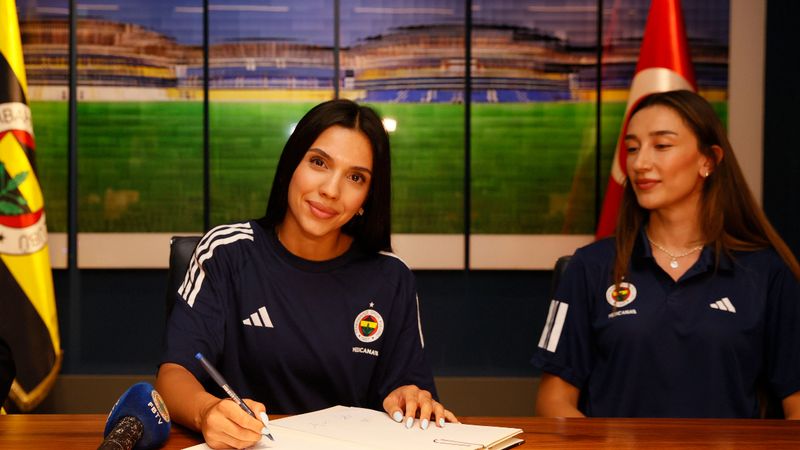 Fenerbahçe, Hande Baladın ve Helin Kayıkçı ile sözleşme imzaladı