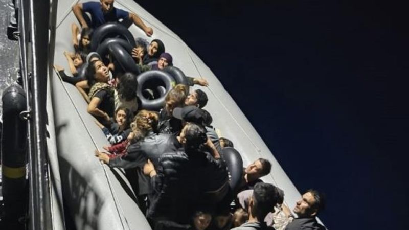 Çanakkale açıklarında 38 kaçak göçmen yakalandı