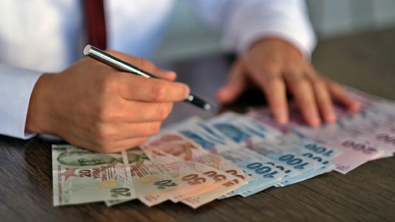 Tercih yapacaklar dikkat: İşte Türkiye’de en çok kazandıran meslekler 2025