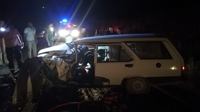 Malatya’da hafif ticari araç ile otomobil çarpıştı: 8 yaralı