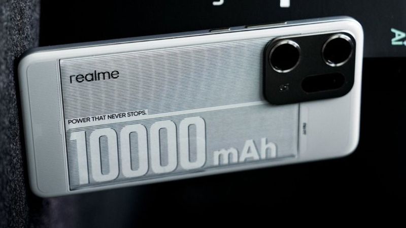 Dünyanın 10.000 mAh bataryaya sahip ilk telefonu yakında geliyor