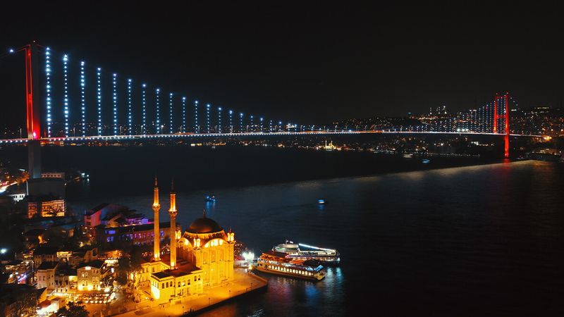 İstanbul'da gece yapılabilecek 5 aktivite