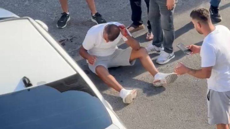 İstanbul'da tartıştığı sürücüyü darbetti