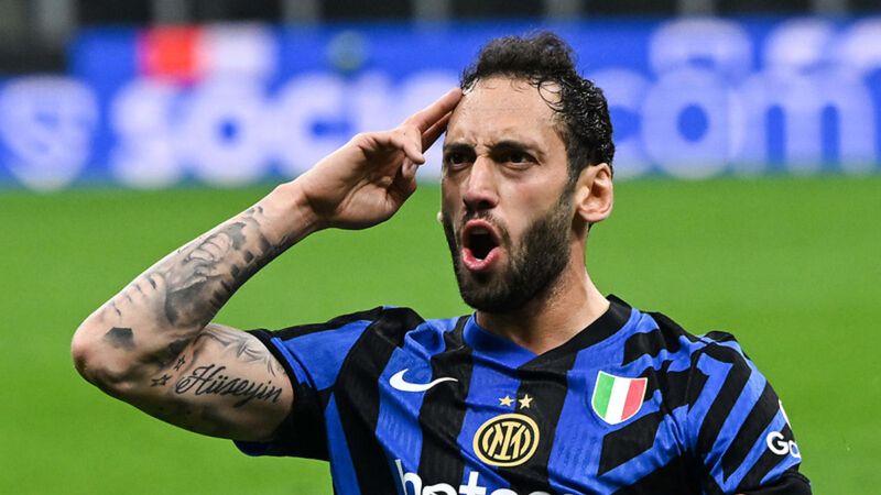 Hakan Çalhanoğlu'nun menajerinden açıklama!