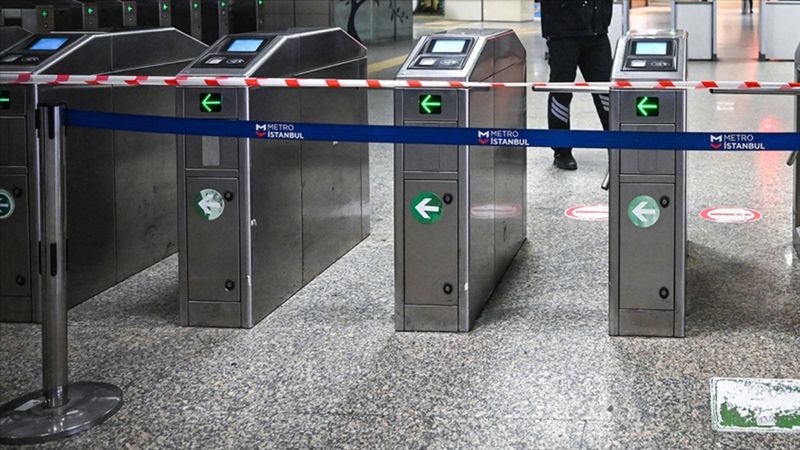 İstanbul'da iki metro durağı saat 10.00'da kapanacak