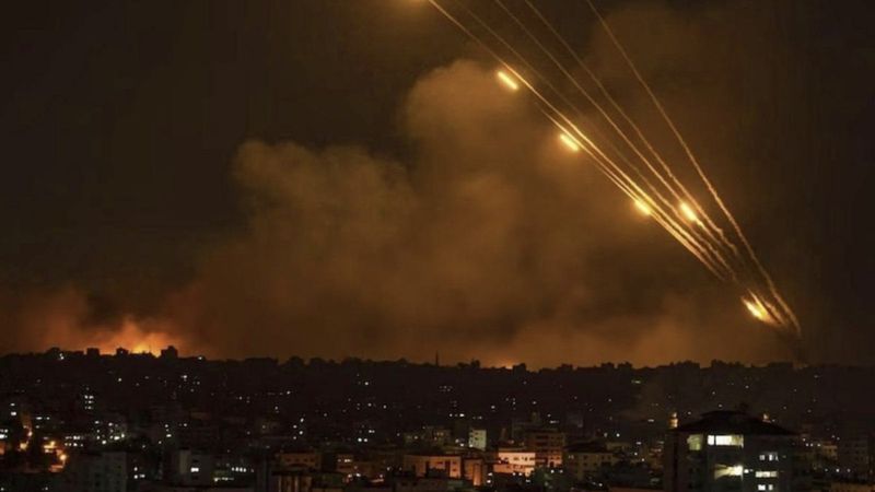 İran'dan halka uyarı: Düşman ihanet girişimlerini artırdı