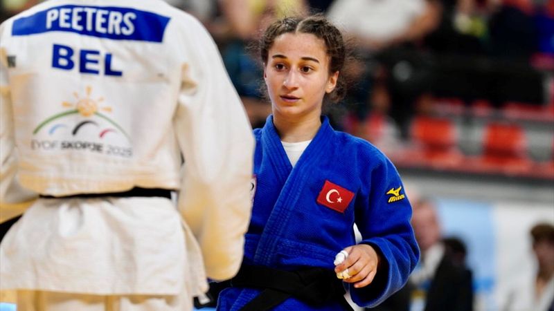 Milli judocu Yağmur Yılmaztürk'ten EYOF'ta gümüş madalya
