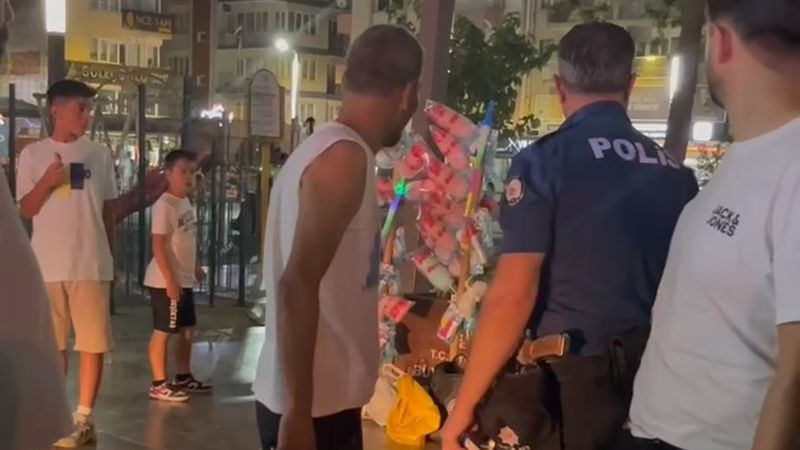 Aydın'da 15 yaşındaki çocuk tartıştığı pamuk şekerciyi bıçakladı