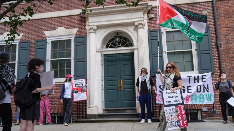 BM Genel Sekreteri'nin konutu önünde Gazze protestosu