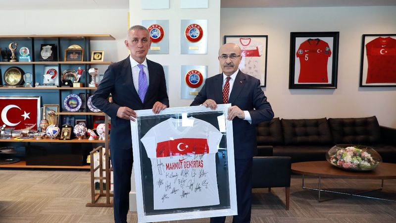 Emniyet Genel Müdürü Demirtaş'tan TFF Başkanı Hacıosmanoğlu'na ziyaret