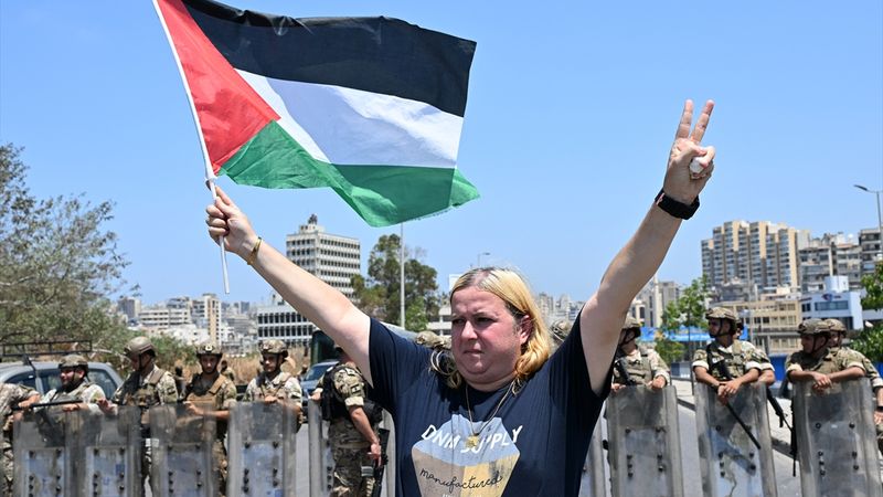 Lübnanlılardan Gazze'ye destek: Gösteri düzenlendi