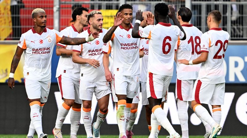 Galatasaray hazırlık maçında Cagliari'yi yendi