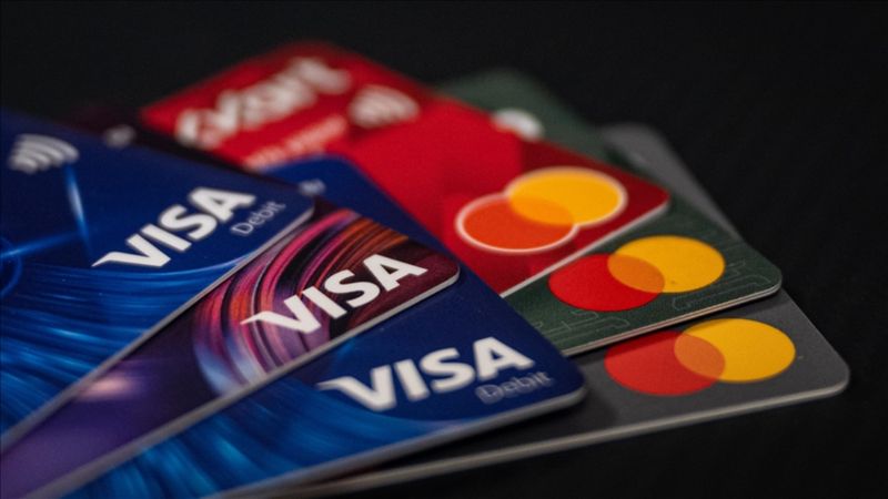 Merkez Bankası kredi kartı faiz oranlarında indirime gitti