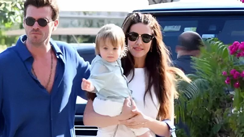 Şarkıcı Fedon'dan Kıvanç Tatlıtuğ paylaşımı! Bodrum'da buluştular