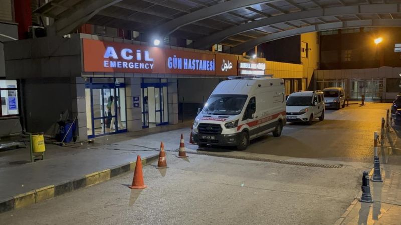 Gaziantep'te 8 kilogram altın çalan şüpheliler ateş açtıkları 4 polisi yaraladı