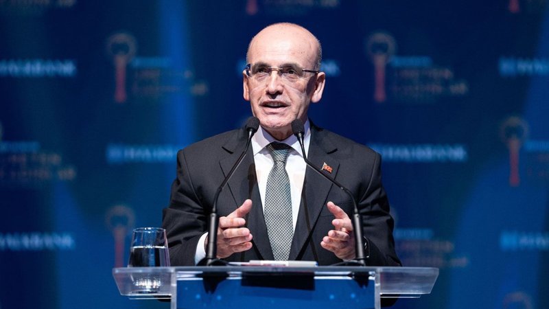 Mehmet Şimşek: Kalıcı fiyat istikrarı büyüme hedeflerimize emin adımlarla ilerliyoruz