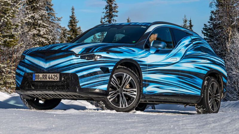 Mercedes'in en çok satan modeli GLC elektrikleniyor