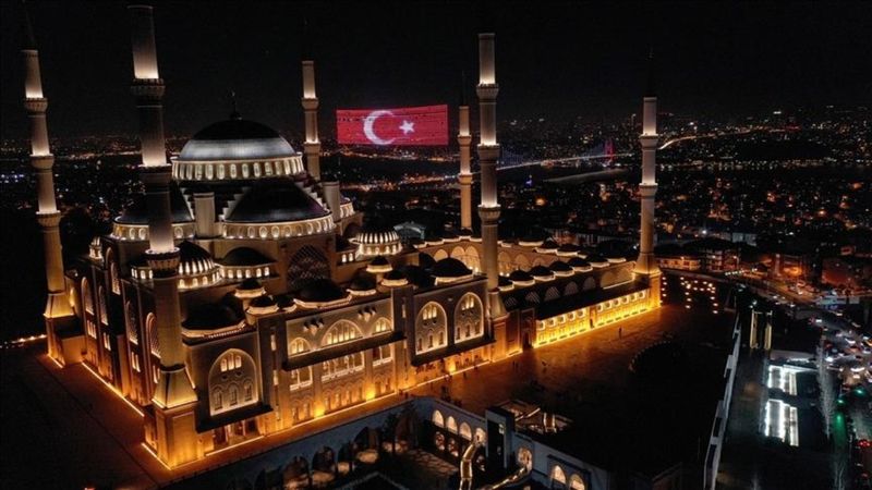 Ali Erbaş duyurdu: Ülke genelinde kuraklık, afetler ve şehitler için dualar edilecek