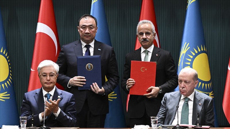 Orta Koridor demir yolu kapasitesi artıyor: Türkiye ve Kazakistan'dan ortak hamle