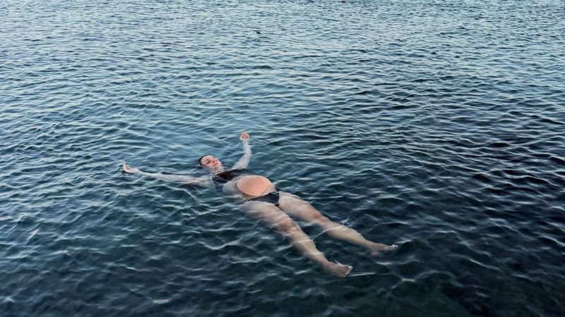 Doğum için gün sayıyor! Oyuncu Meriç Aral'dan yeni hamilelik pozu